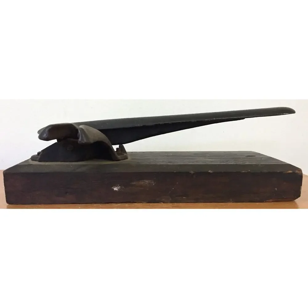 Vintage Antique Primitive Cork Press Cast Iron Crimp Crimpers Walnut Nut Cracker